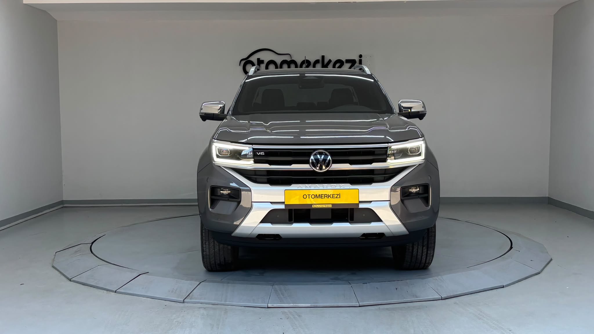 VOLKSWAGEN AMAROK 4